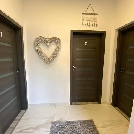 Belvarosi Apartman 2 Apartment Мисколк Екстериор снимка