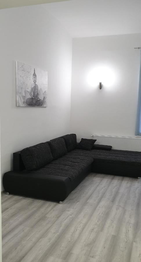 Belvarosi Apartman 2 Apartment Мисколк Екстериор снимка