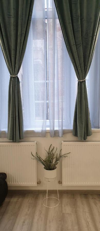 Belvarosi Apartman 2 Apartment Мисколк Екстериор снимка